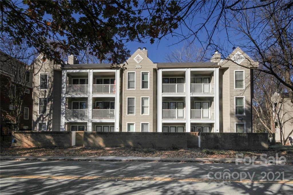 306 Cedar Street - Photo 1