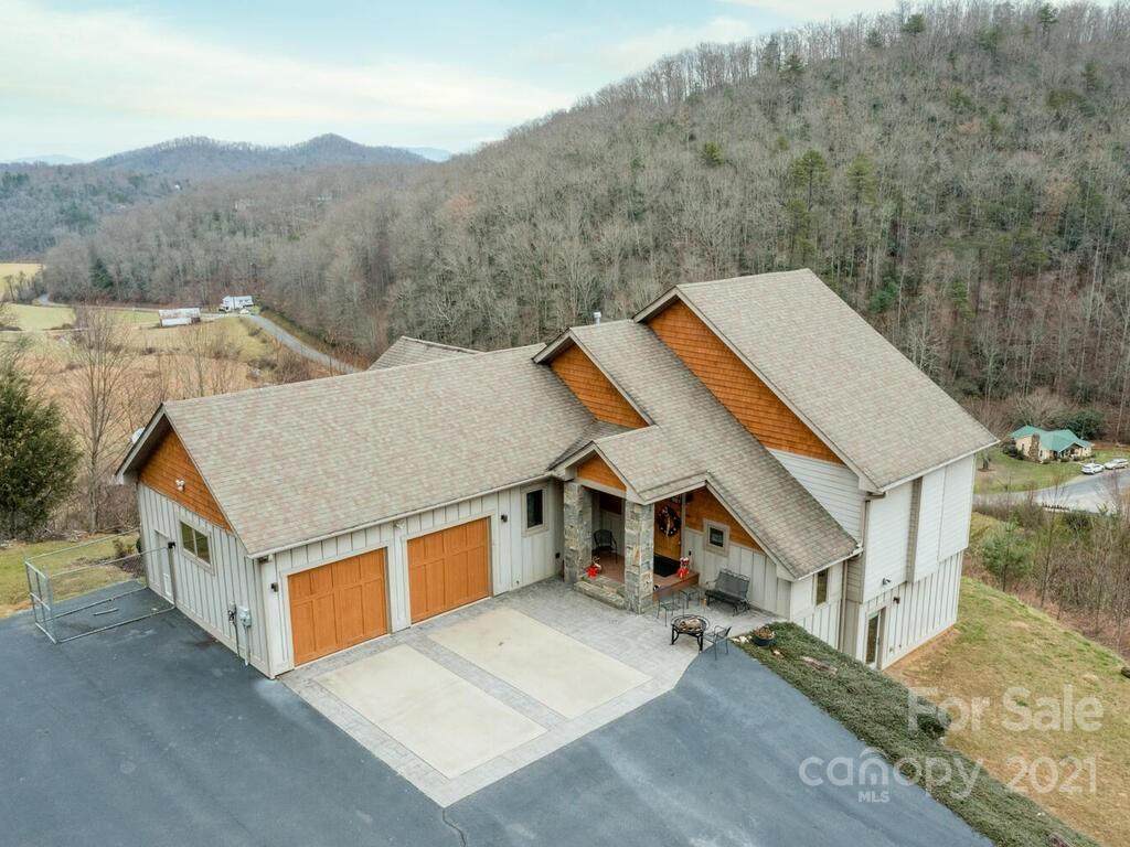 1017 Turkey Creek Road - Photo 1