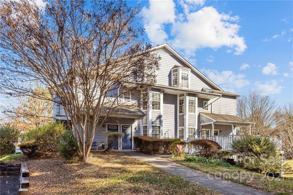 6053 Treetop Court - Photo 1