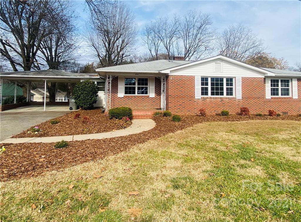 810 Rogers Lake Road - Photo 1