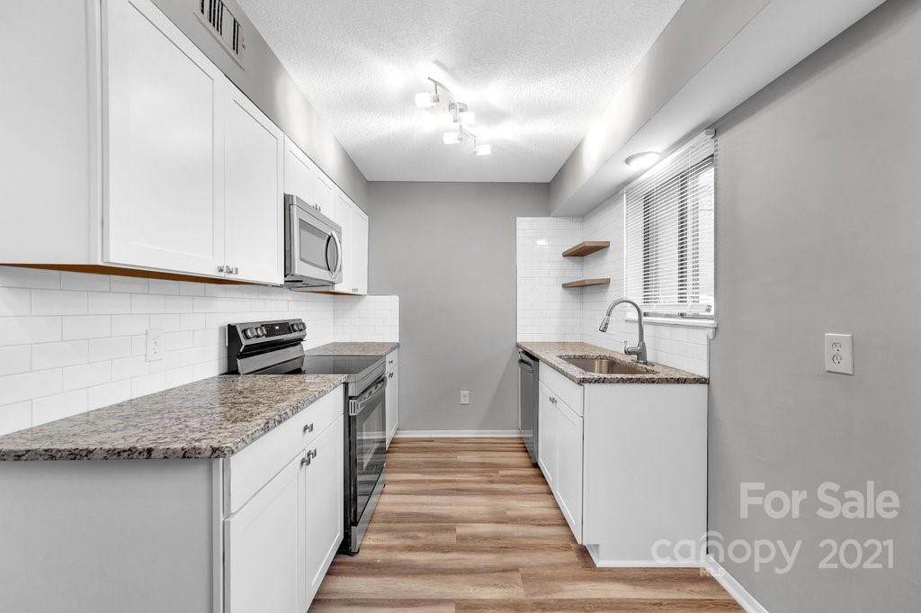 3636 Maple Glen Lane - Photo 1