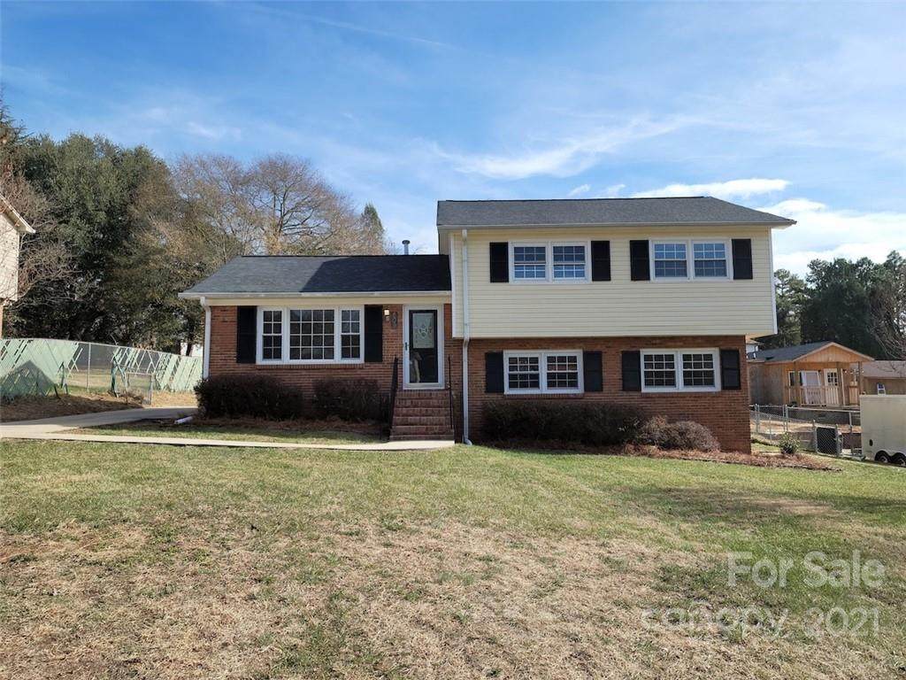 409 Ashbrook Road - Photo 1