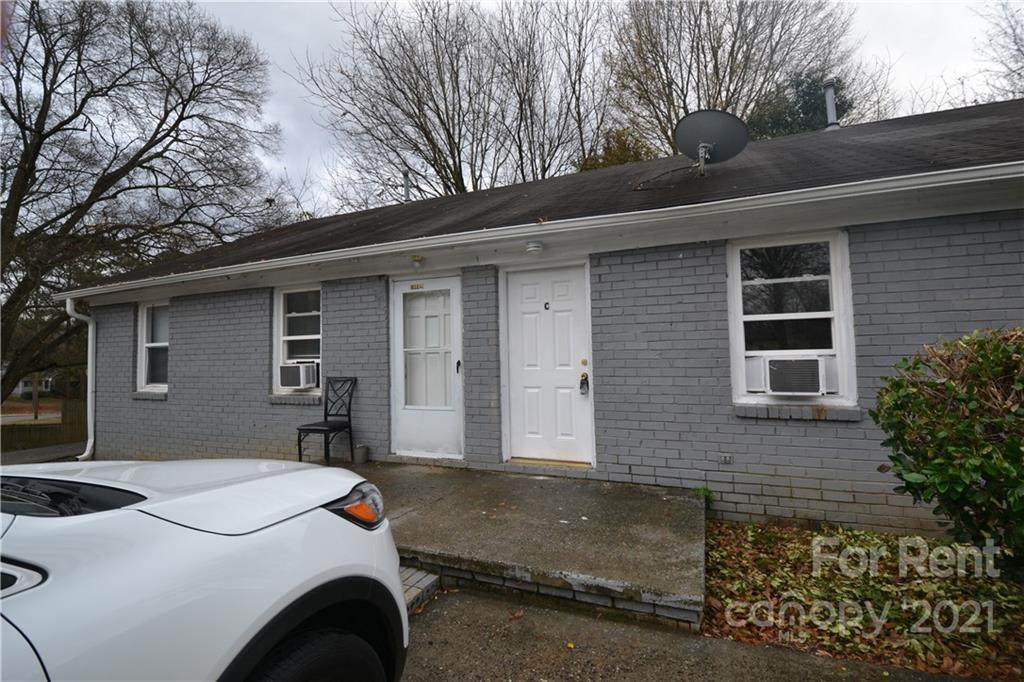 1009 Plymouth Street - Photo 1