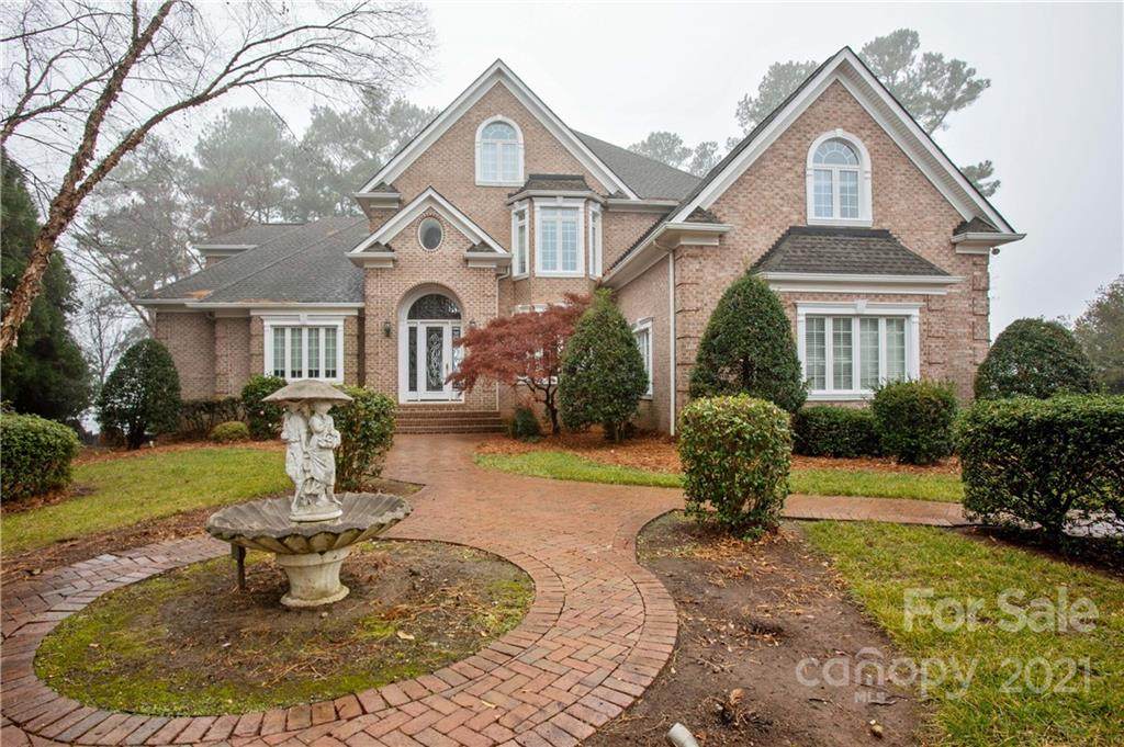 498 Bay Harbour Road - Photo 1