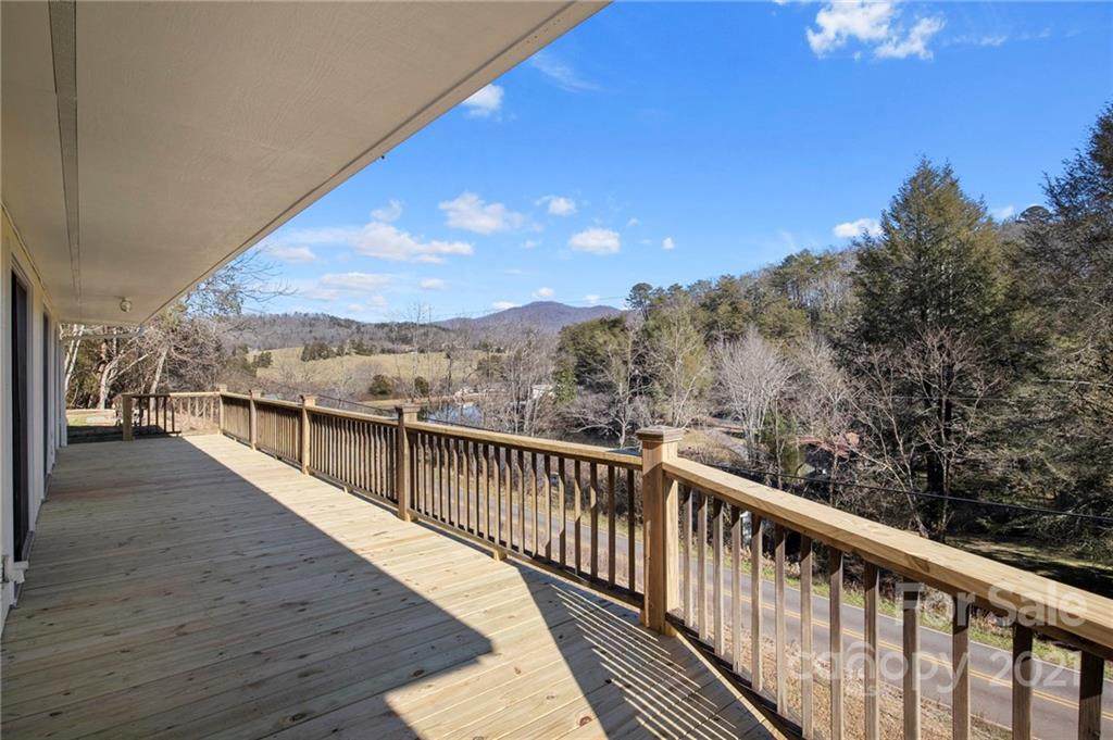 60 Ferguson Road - Photo 1