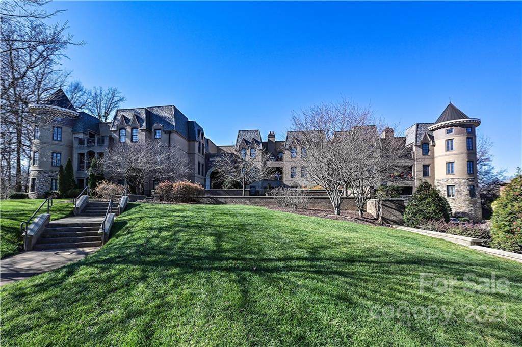 3270 Park Road - Photo 1