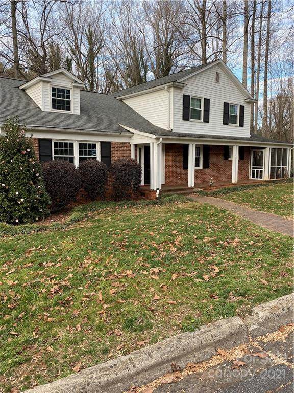 224 Oakland Circle - Photo 1
