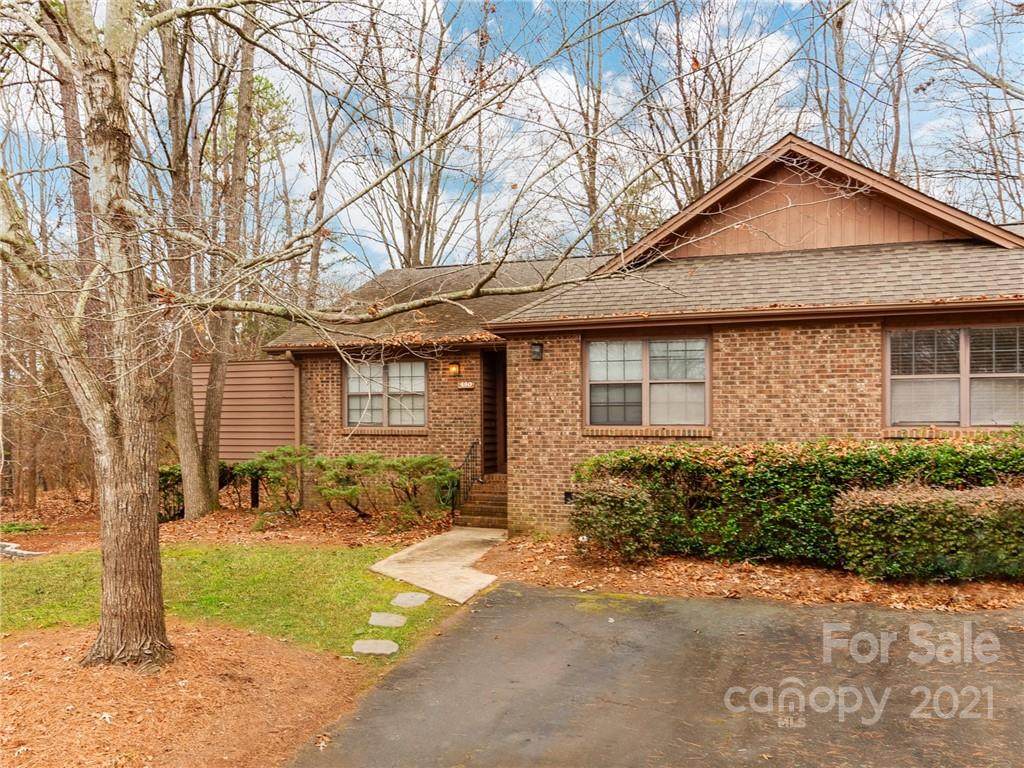 480 Lazywood Lane - Photo 1