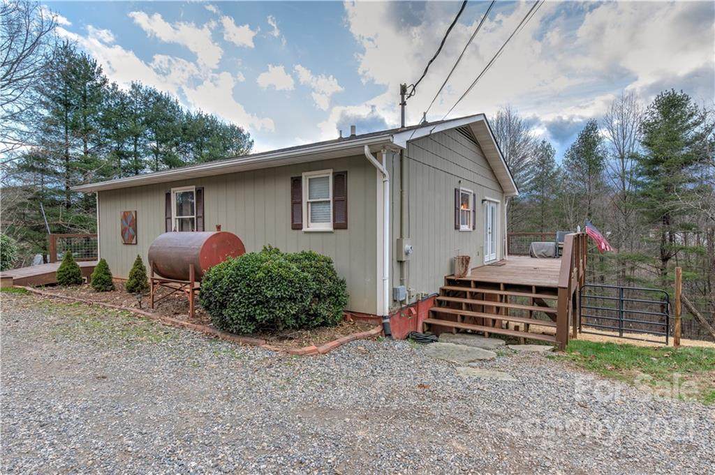 83 Wesley Drive - Photo 1