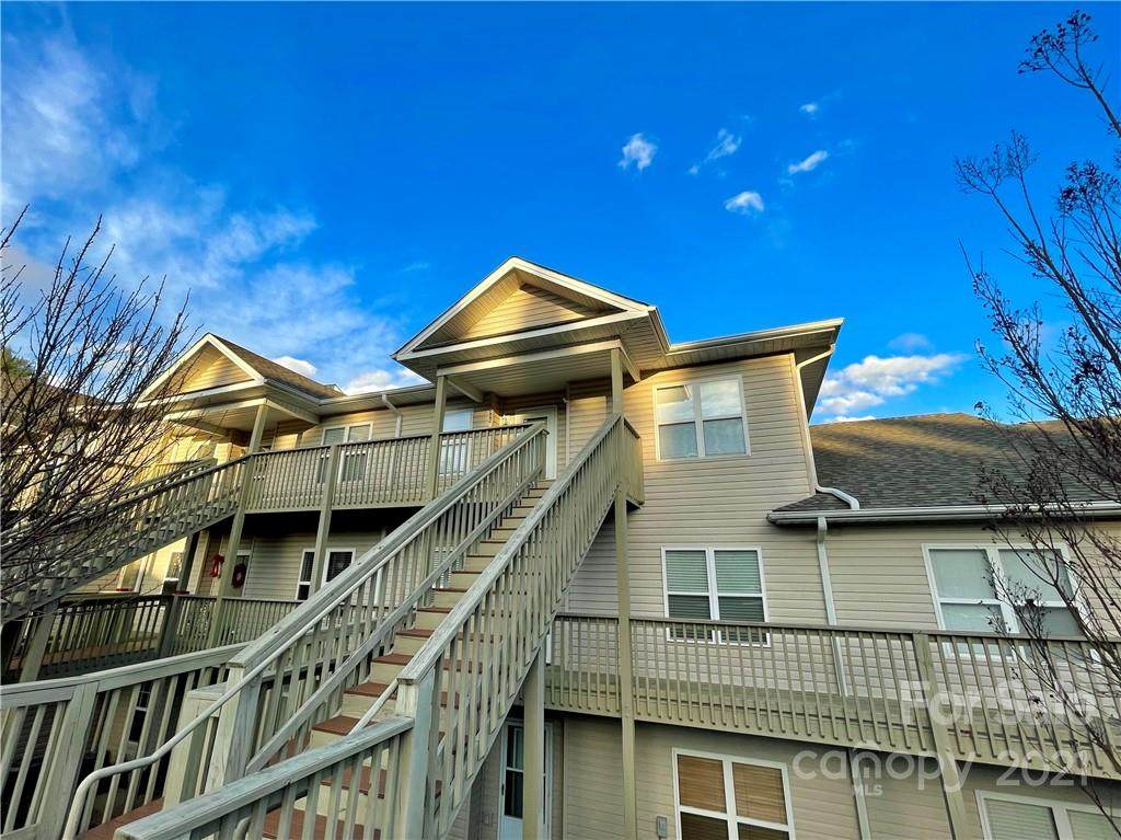 316 Carrington Place - Photo 1