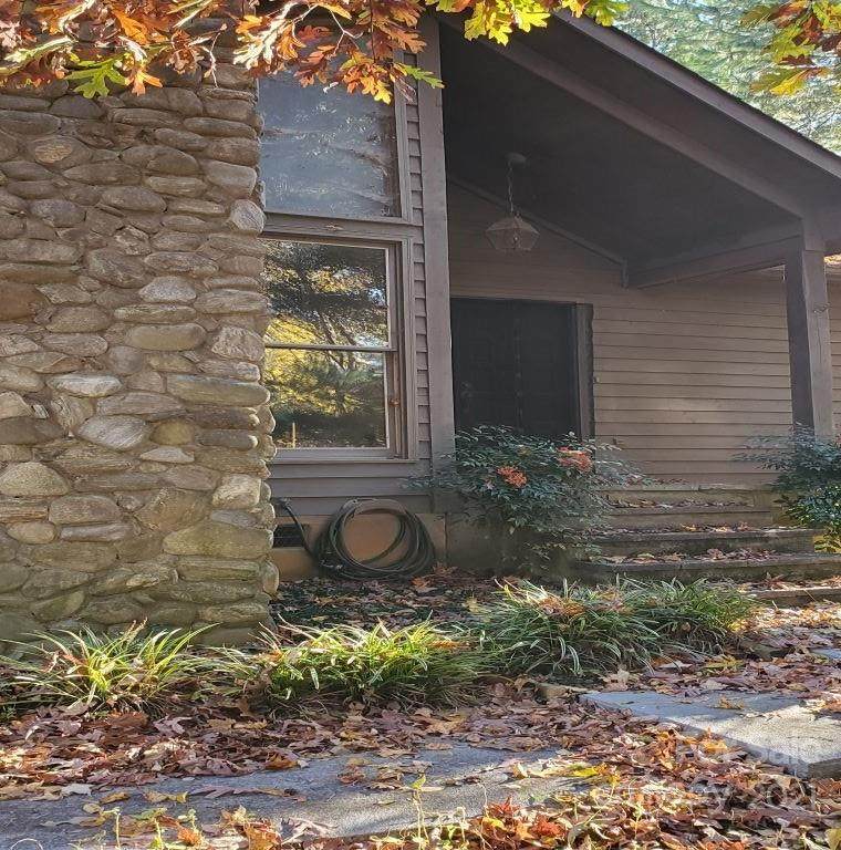 7944 Golf Course Drive - Photo 1