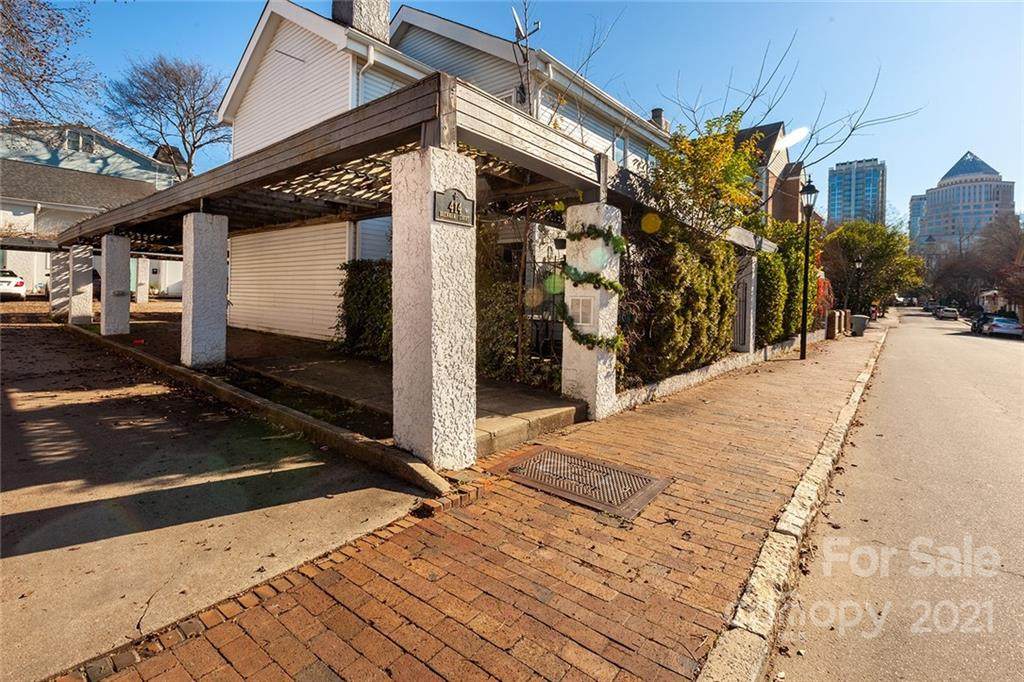 414 9th Street - Photo 1