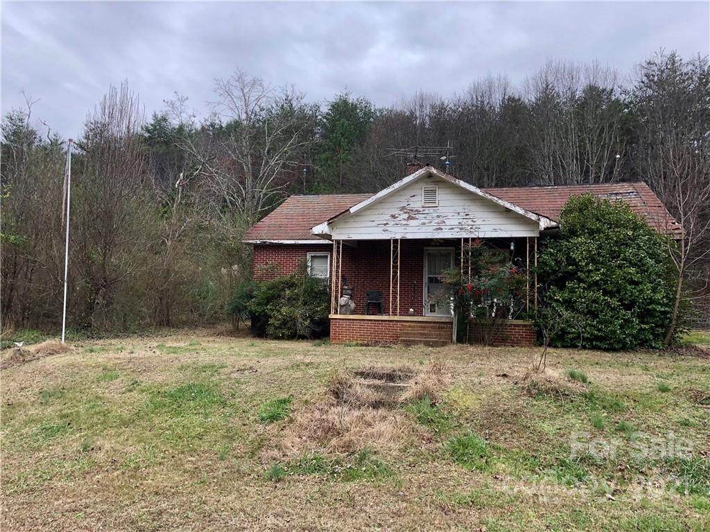 211 Luckadoo Road - Photo 1