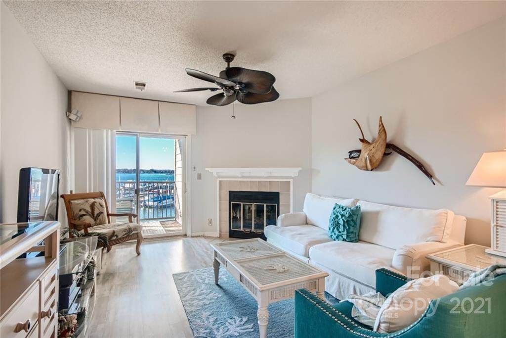 18709 Nautical Drive - Photo 1