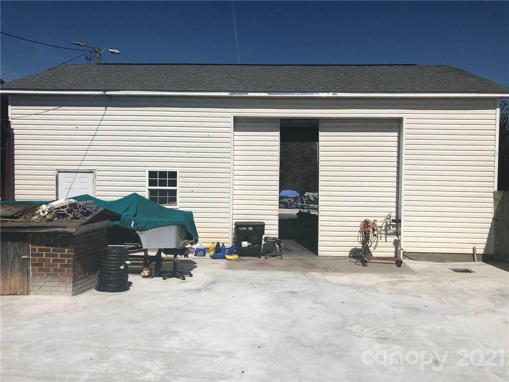 6415 Bringle Ferry Road - Photo 1