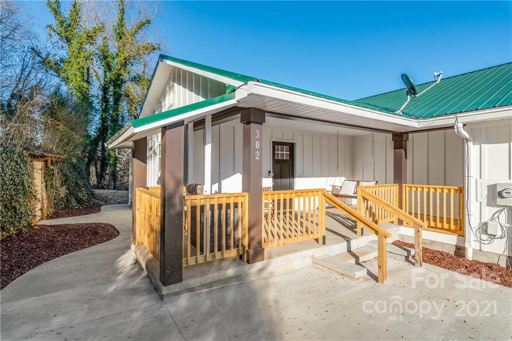 302 Coyote Court - Photo 1