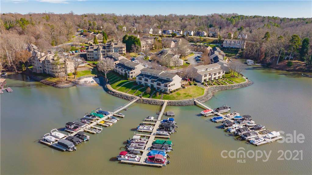 13824 Queens Harbor Road - Photo 1