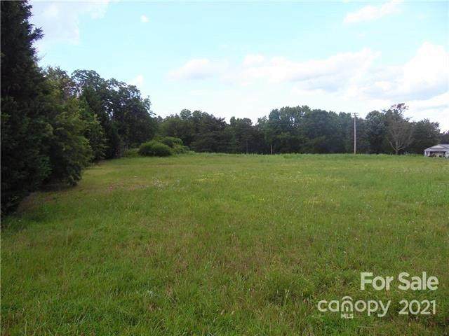 VAC Us 52 Highway - Photo 1