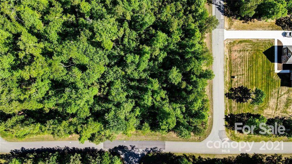 176 Blue Water Drive - Photo 1