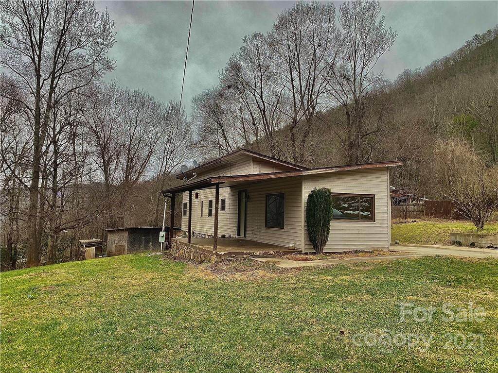 643 Smokey Cove Road - Photo 1
