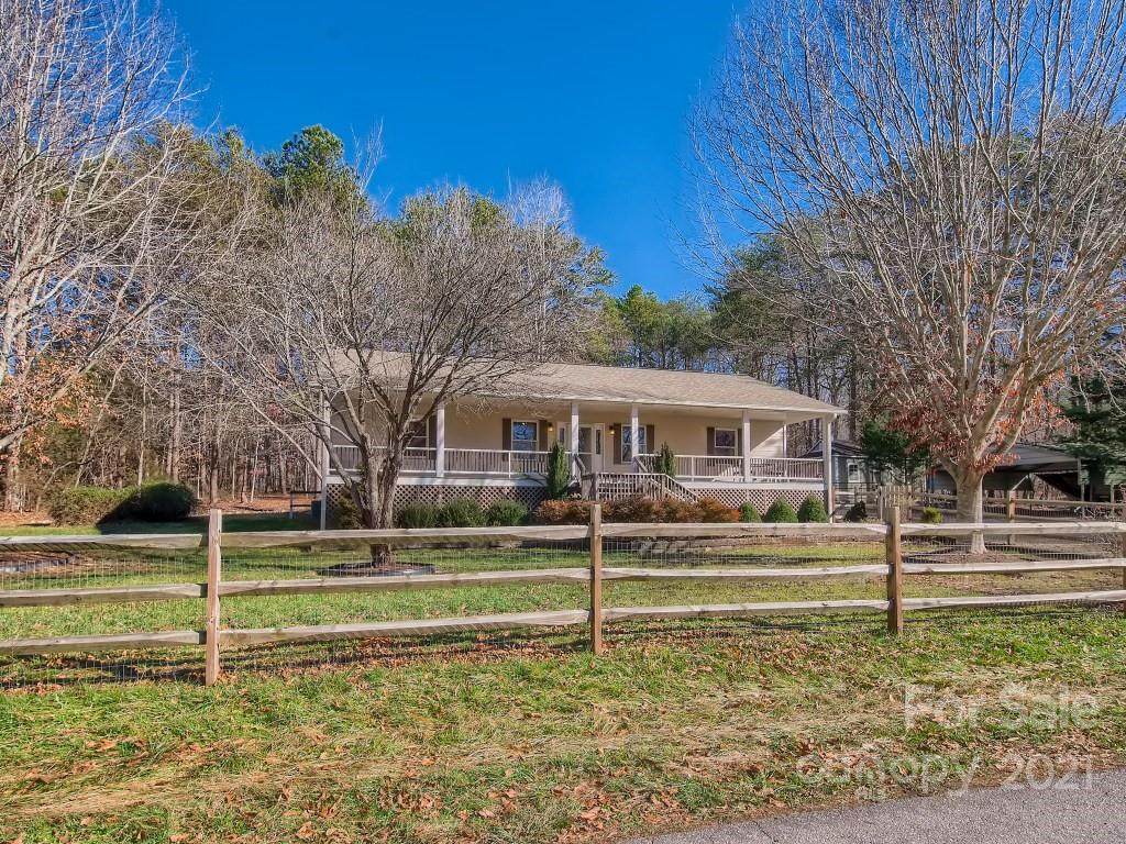 5173 Mary Elizabeth Lane - Photo 1