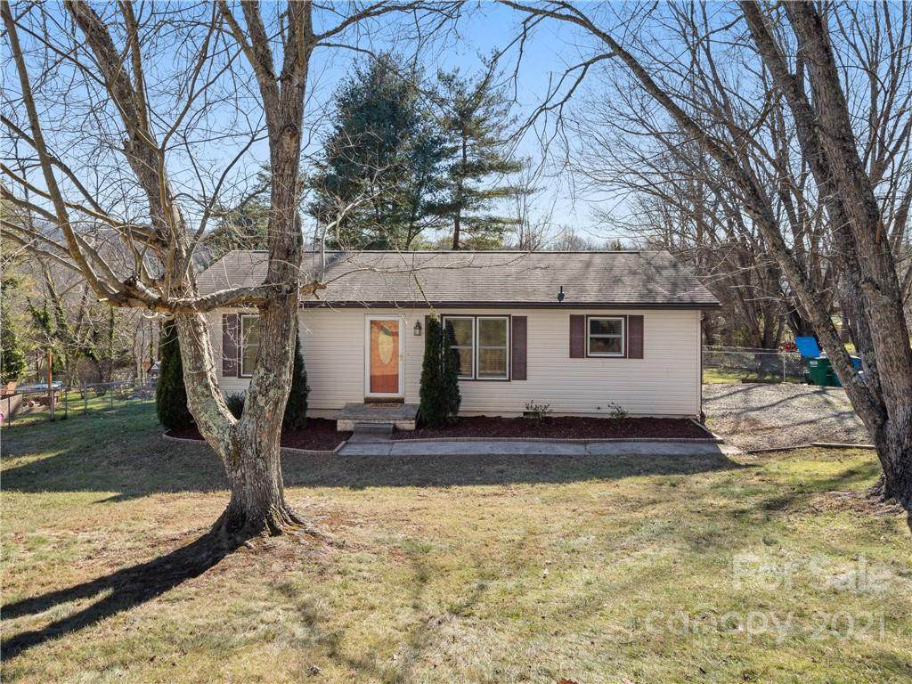 5 Pine Ridge Drive - Photo 1
