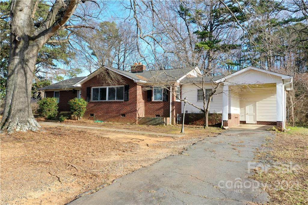 1601 Gambia Street - Photo 1