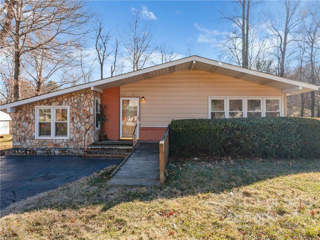 997 Sulphur Springs Road - Photo 1