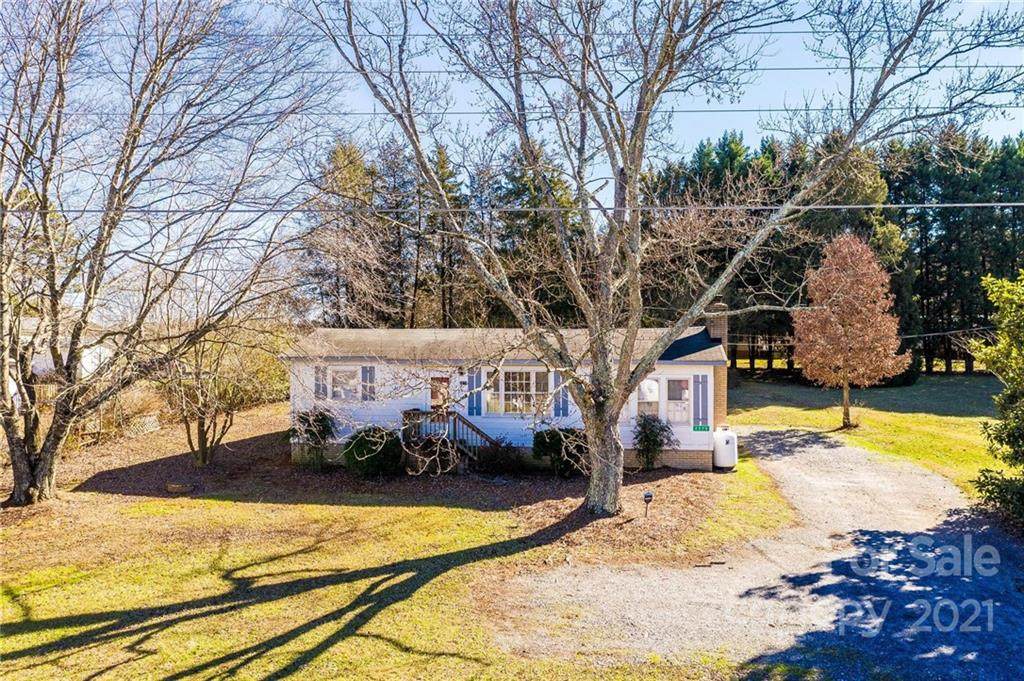 2275 Claremont Road - Photo 1