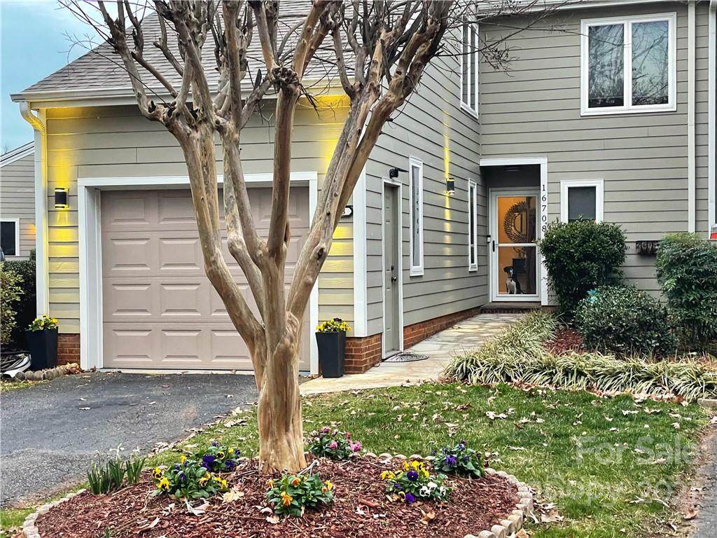 16708 Spinnaker Lane - Photo 1