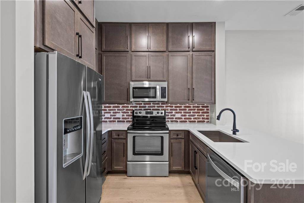 3279 Noda Boulevard - Photo 1