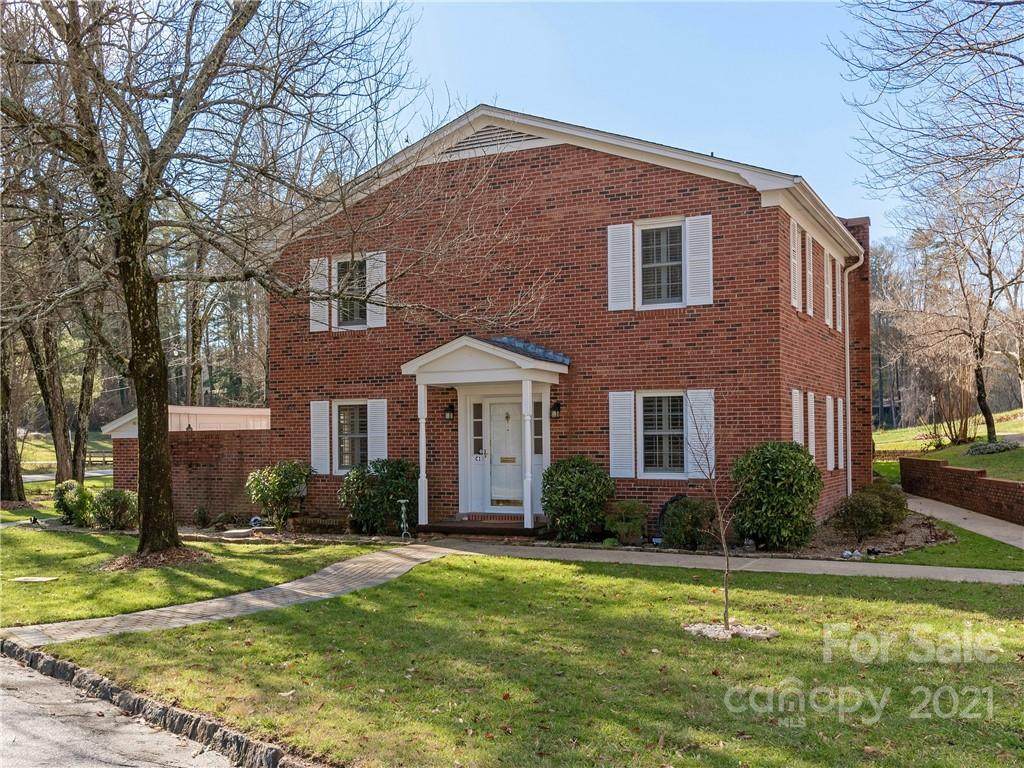 1411 Kensington Road - Photo 1
