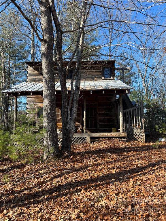401 Weaver Creek Road - Photo 1