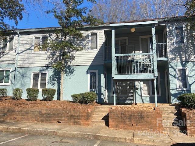 1905 Meadowlark Lane - Photo 1