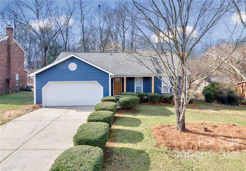 5926 Scots Bluff Drive - Photo 1