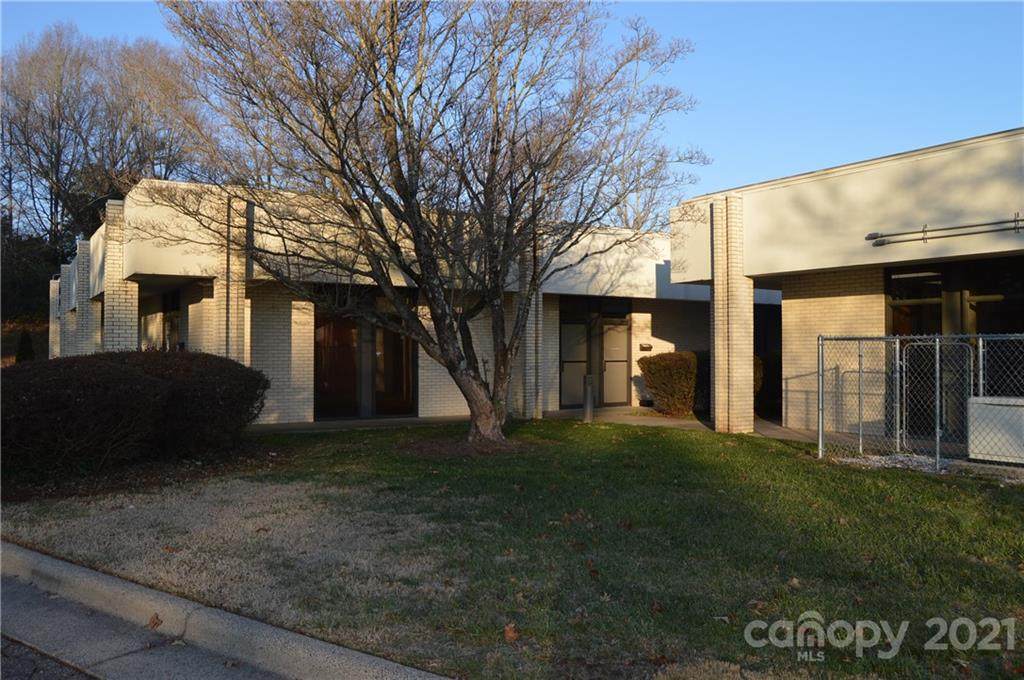 1835 Davie Avenue - Photo 1
