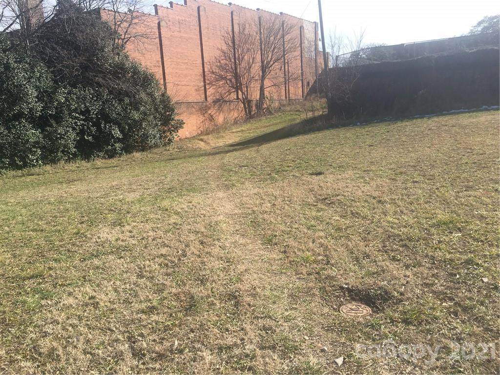 211 Marion Street - Photo 1