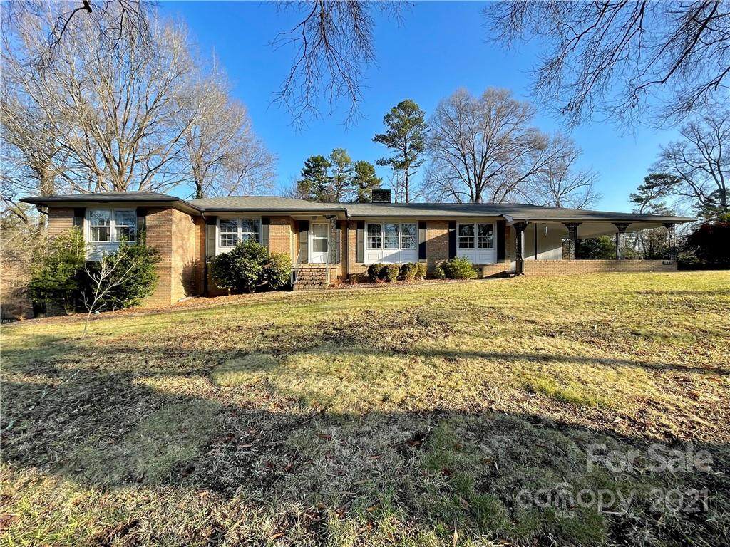 377 Crestside Drive - Photo 1