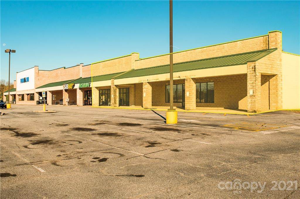 2120 Morganton Boulevard - Photo 1