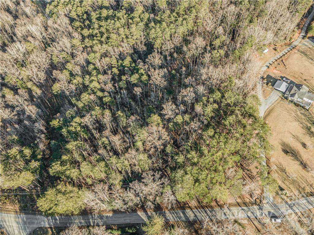 000 Hooker Road - Photo 1