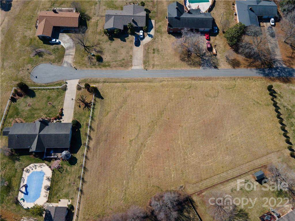 00 Fieldstone Lane - Photo 1