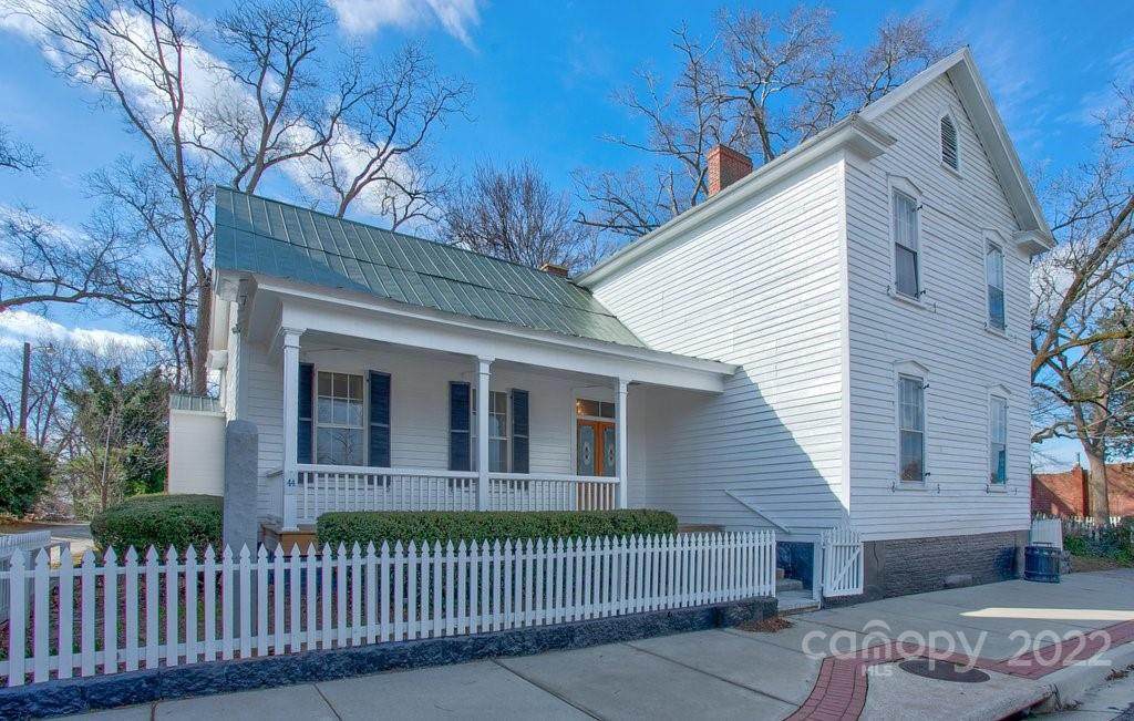 229 Congress Street - Photo 1