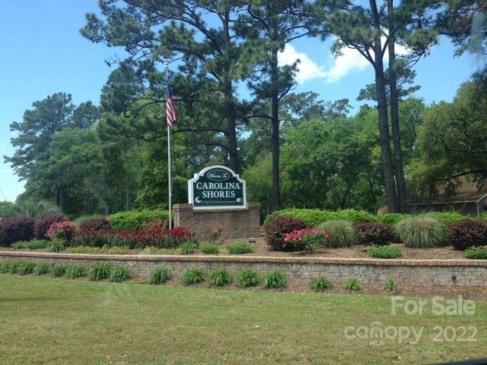 342 Pineknoll Drive - Photo 1