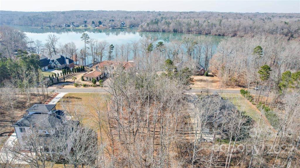 5127 Plantation Ridge Road - Photo 1