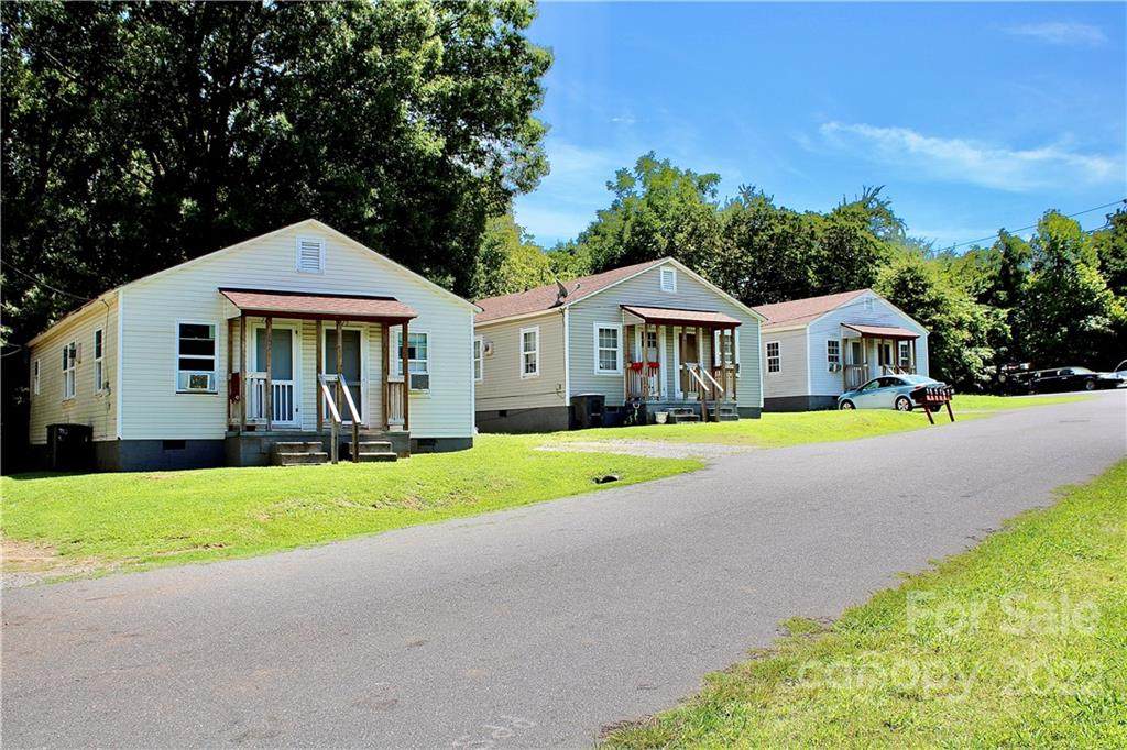 719 Hunt Street - Photo 1