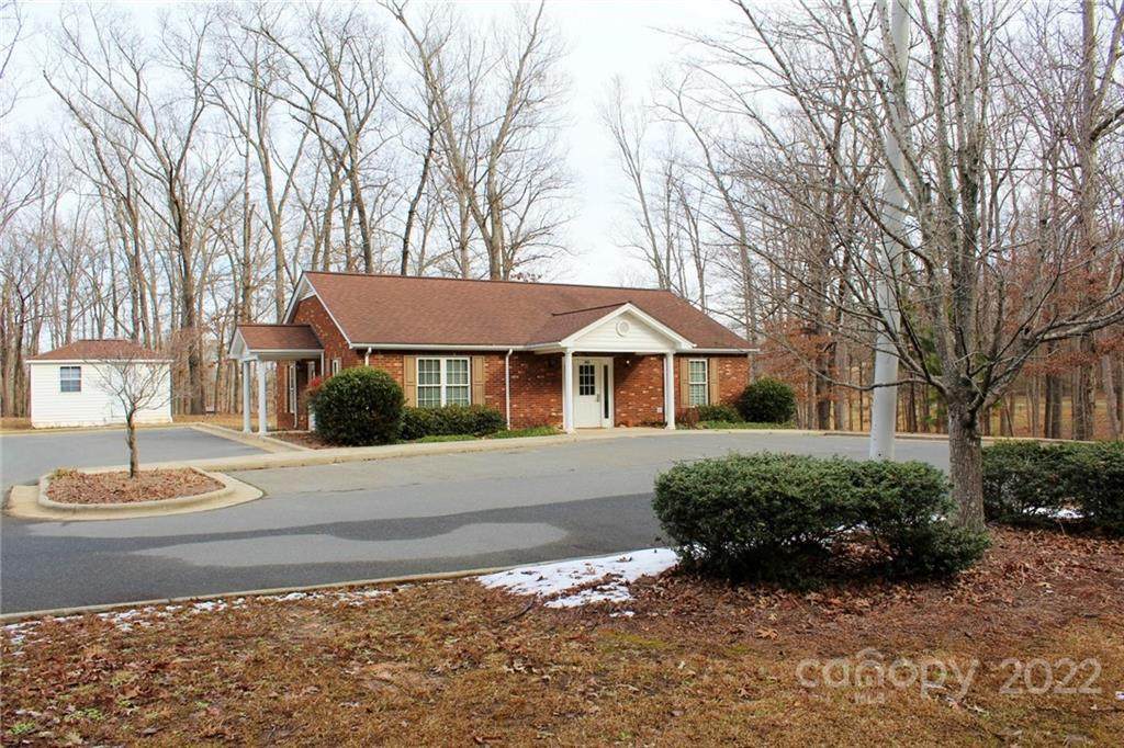 503 Page Street - Photo 1