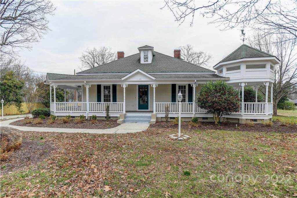1135 Old Charlotte Road - Photo 1