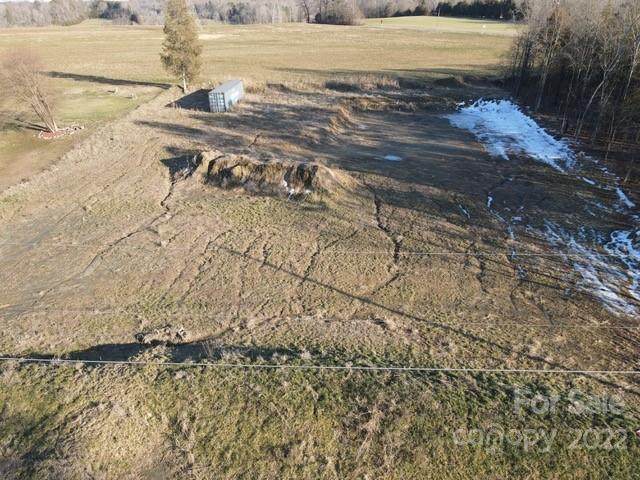 7649 Tuckaseegee Road - Photo 1