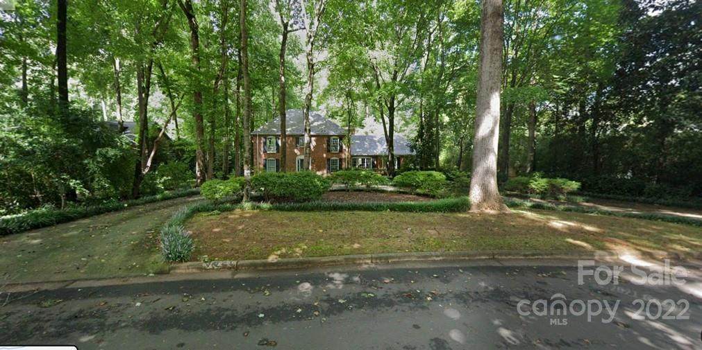 3921 Columbine Circle - Photo 1