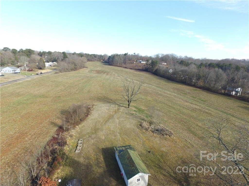 000 Newton Drive - Photo 1